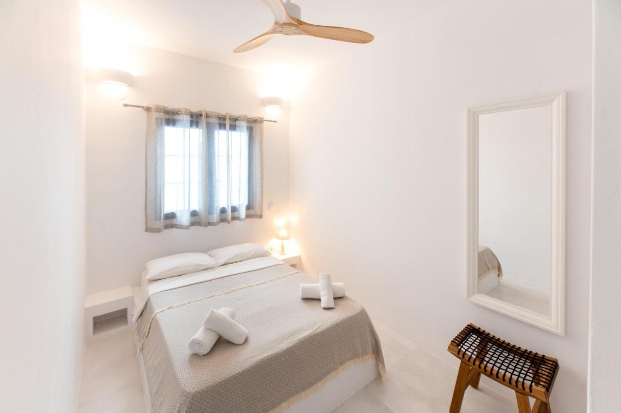 Muses Apartments Agia Anna  Buitenkant foto