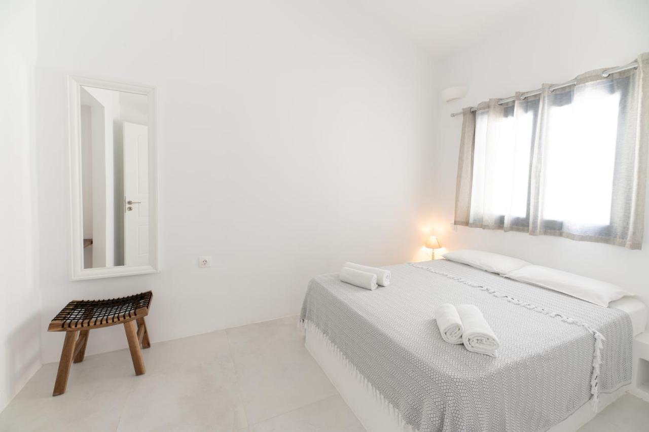 Muses Apartments Agia Anna  Buitenkant foto