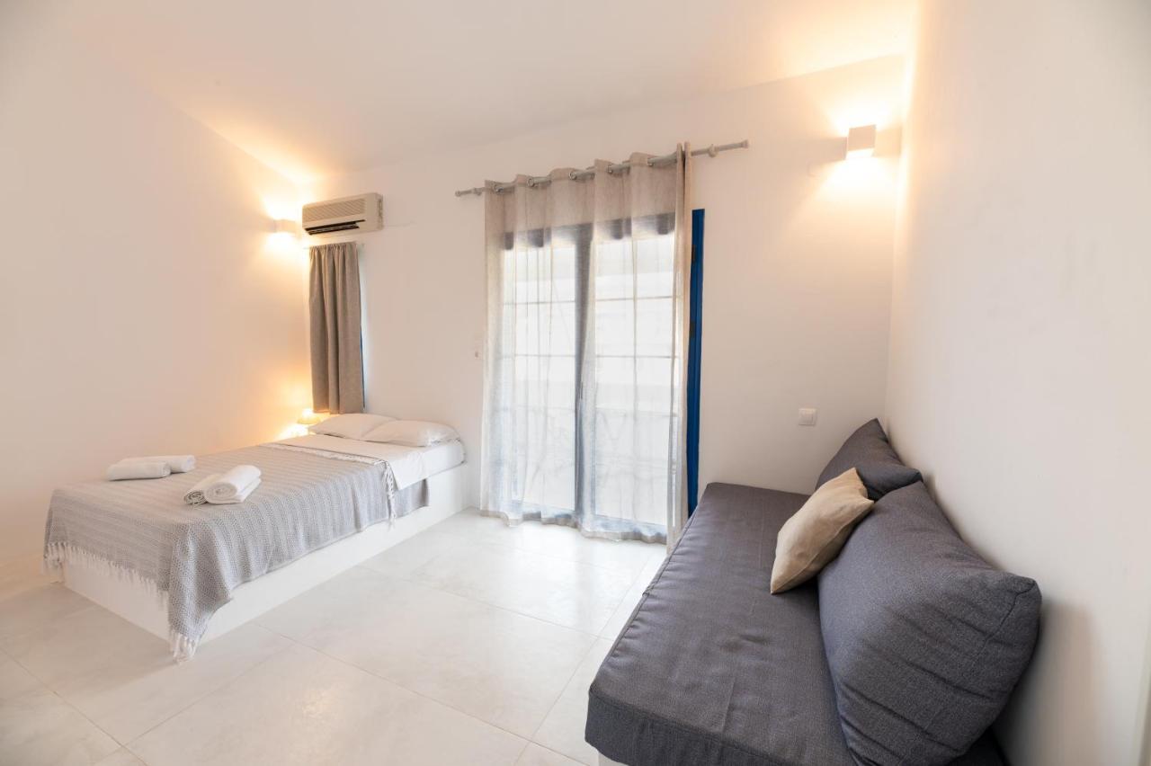 Muses Apartments Agia Anna  Buitenkant foto